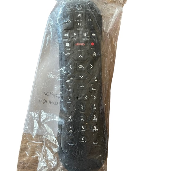 LOT OF 2 XFINITY XR2 V3-VA Comcast Cable TV Black Remote Control Battery Include - Picture 3 of 5